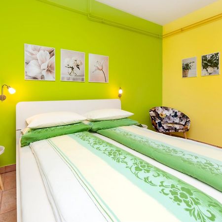 Apartments Erik B&B Adults Only Ρόβινι Εξωτερικό φωτογραφία