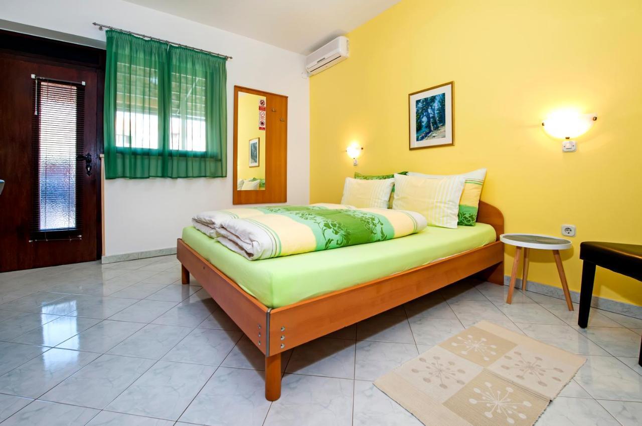 Apartments Erik B&B Adults Only Ρόβινι Εξωτερικό φωτογραφία