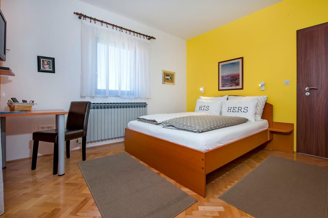 Apartments Erik B&B Adults Only Ρόβινι Εξωτερικό φωτογραφία