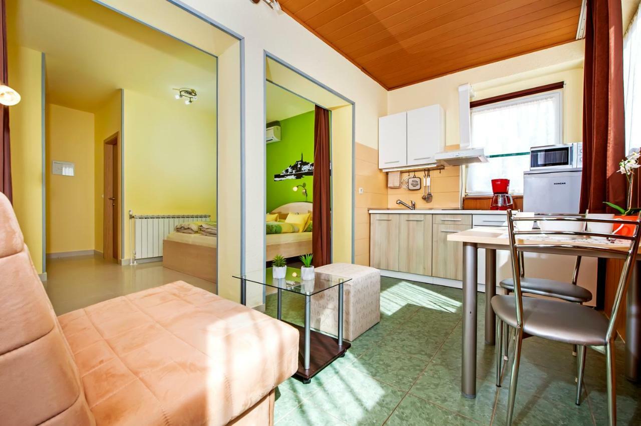 Apartments Erik B&B Adults Only Ρόβινι Εξωτερικό φωτογραφία